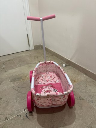 Carro de muñecas Hello Kitty rosa