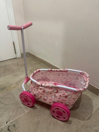Carro de muñecas Hello Kitty rosa