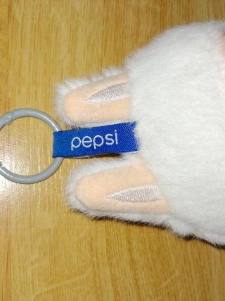 Labubu Peluche con Lata Pepsi