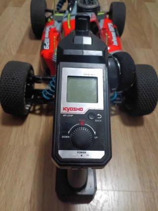 Kyosho Inferno MP9 TKI4 RC Coche Nitro