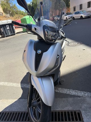 Piaggio Beverly 400S Plata