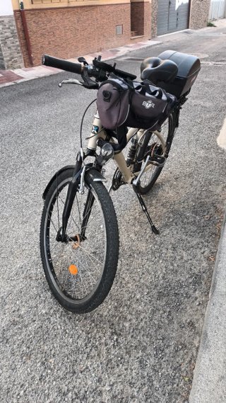 Bicicleta Eléctrica BTWIN 2016