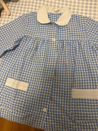 Bata escolar azul cuadros 6/7 años