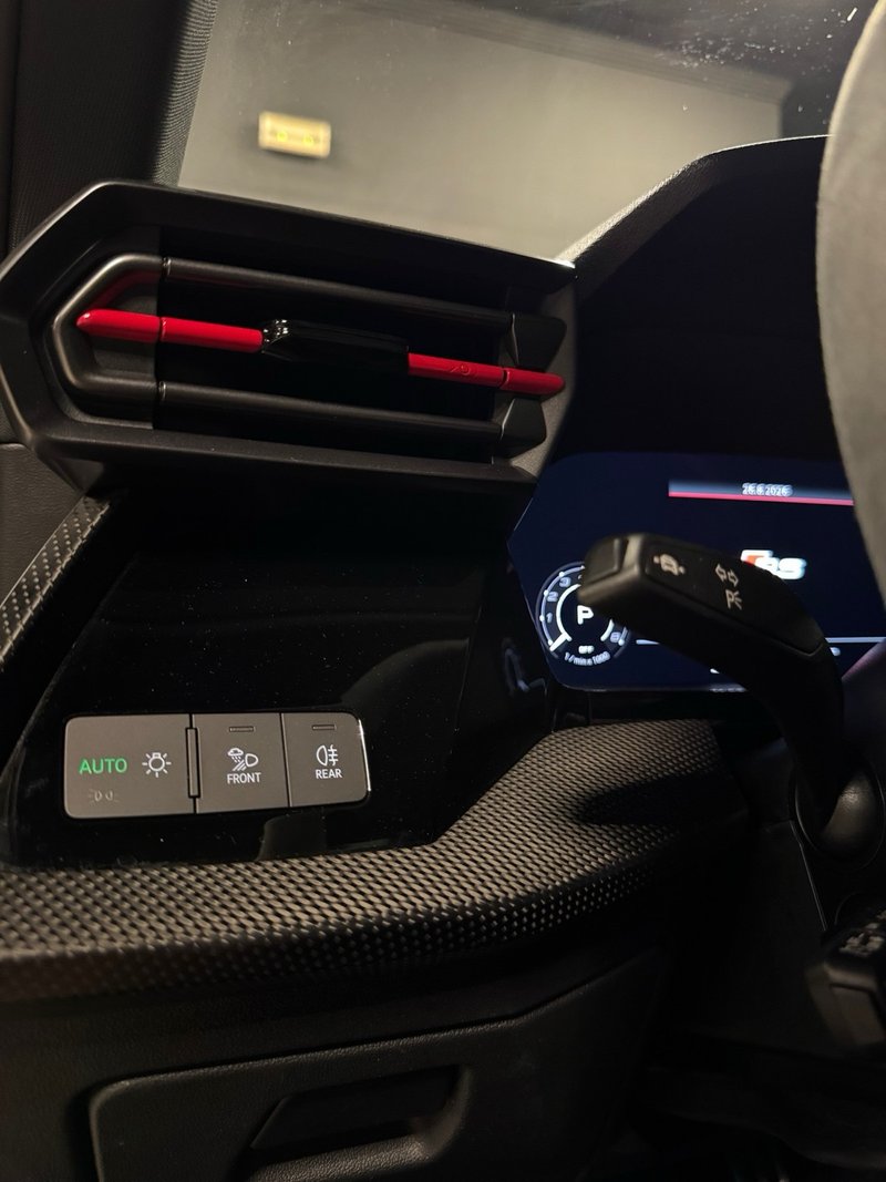 Audi RS3 2026, foto 21