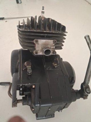 Motor Suzuki 50cc