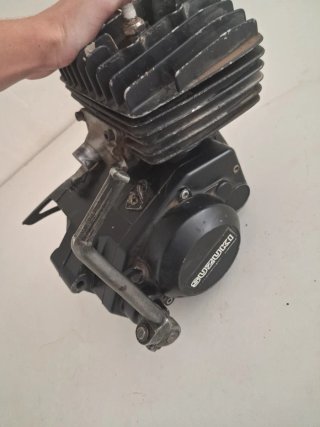 Motor Suzuki 50cc