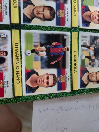 Álbum Liga 1999-2000 Incompleto + 70 cromos dobles