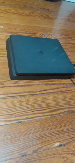 PS4 (PlayStation 4) con 2 mandos