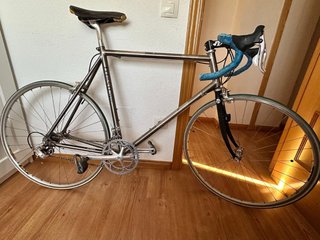 Bicicleta Otero Titanio Campagnolo Chorus 9v