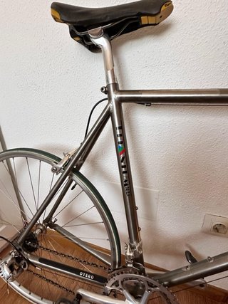 Bicicleta Otero Titanio Campagnolo Chorus 9v