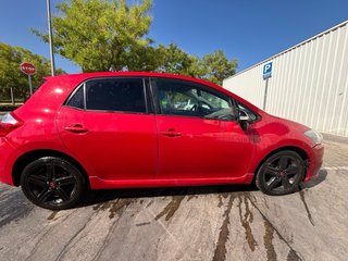 Toyota Auris 2.0 D4D TS