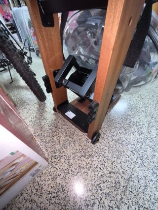 Máquina de remo de agua plegable madera Skandika.