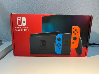 Nintendo Switch Azul/Rojo poco uso con caja origin