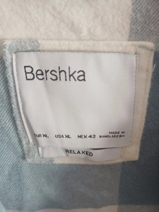 Sobrecamisa cuadros Bershka Talla XL