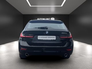 BMW Serie 3 330e Touring 2021