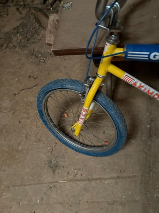 Bicicleta BMX Akimoto con piezas originales años80