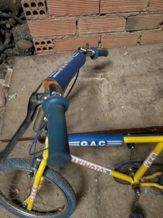 Bicicleta BMX Akimoto con piezas originales años80