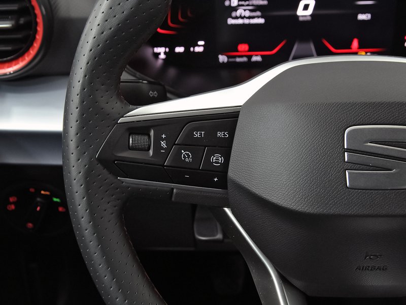 SEAT Ibiza 2025, foto 15