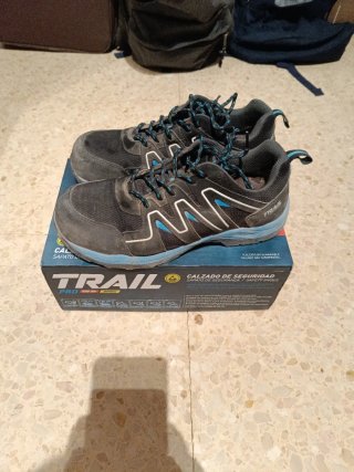 Zapatillas de seguridad WORKfit TRAIL PRO S3S SR