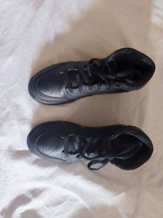 Nike Air Jordan 1 Negras Talla 39