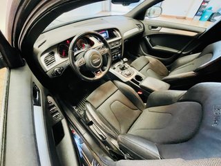 Audi A4 S LINE