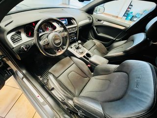Audi A4 S LINE