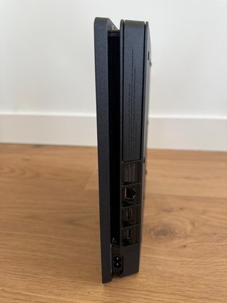 PS4 Slim Impecable Sony Negra
