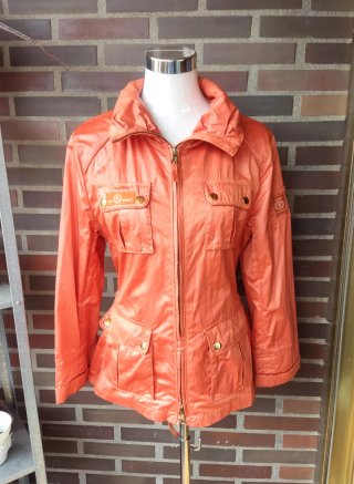 Chaqueta cortavientos entallada Henry Arroway cora