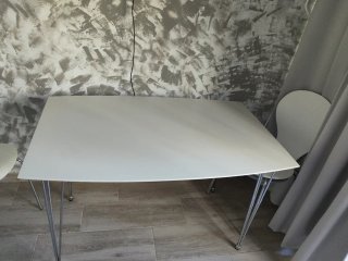 Mesa de comedor/cocina blanca patas metálicas