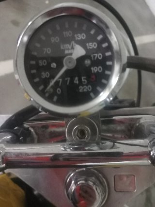 Honda Shadow VT600 Cruiser Amarilla
