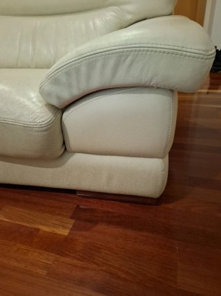 Sofá Divatto 2 plazas piel beige