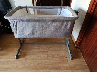 Minicuna colecho Kinderkraft gris
