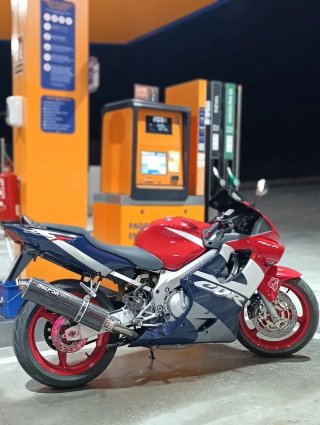 Honda CBR 600 F4i 2002