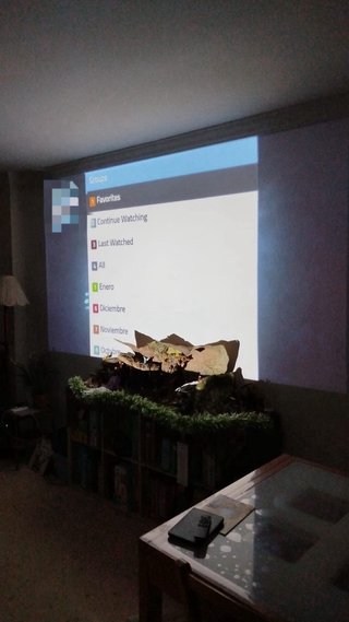 Proyector Portátil MAGCUBE Full HD Android OS