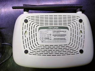 Router TP-Link TL-WR841N 300Mbps Wi-Fi
