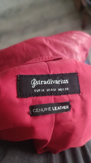 Chaqueta cuero Stradivarius Talla M