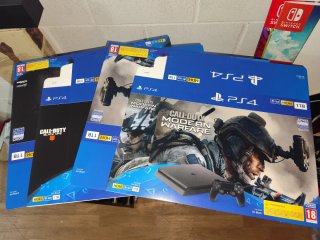 Cartelería displays originales Nintendo switch