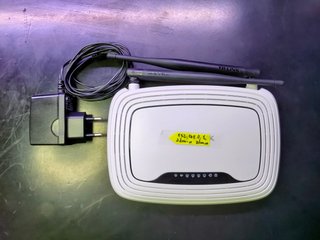 Router TP-Link 300Mbps TL-WR841N WiFi