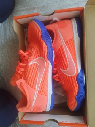 Nike React Gato Naranjas cambio de talla o venta