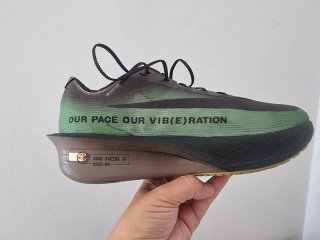 T43 Nike Zoom Vaporfly Next% 4