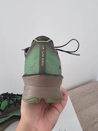 T43 Nike Zoom Vaporfly Next% 4