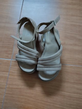 Sandalias Beige Talla 36