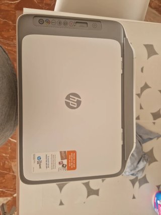 Impresora HP DeskJet 2720e