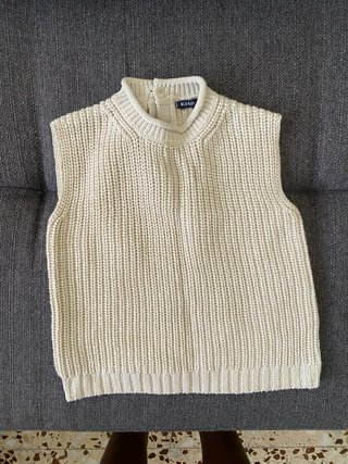 Ropa bb cada prenda 5€