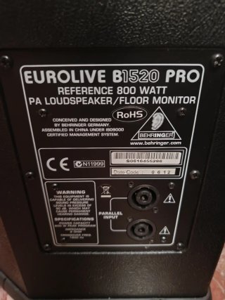 2 Altavoces Behringer 800W