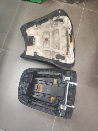 ♻️ (000597)Asientos Honda CBR 929 RR