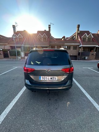 Volkswagen Touran 2016