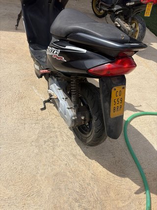 Yamaha Jog RR Negra