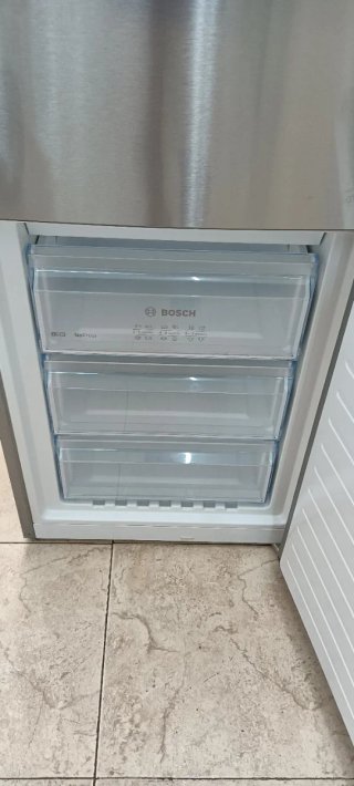 NEVERA COMBI BOSCH NO FROST ENERGÍA A++