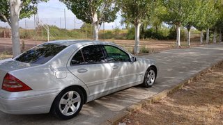 Mercedes-Benz c220 cdi